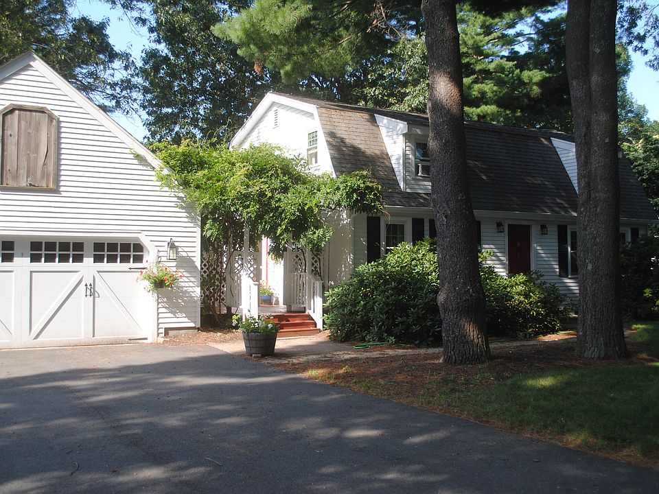 Front view garage and house