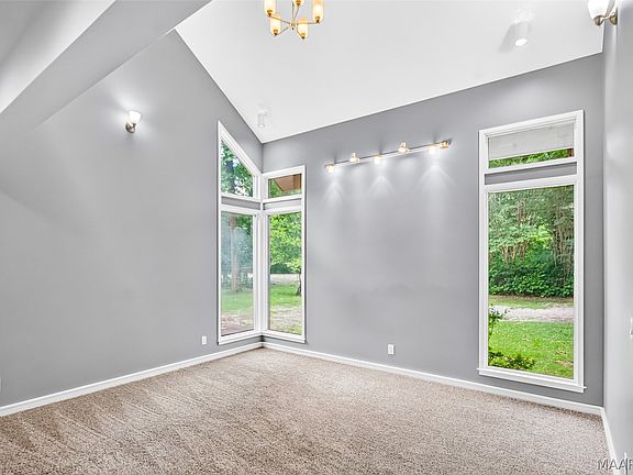3rd image of 4030 Wares Ferry Rd