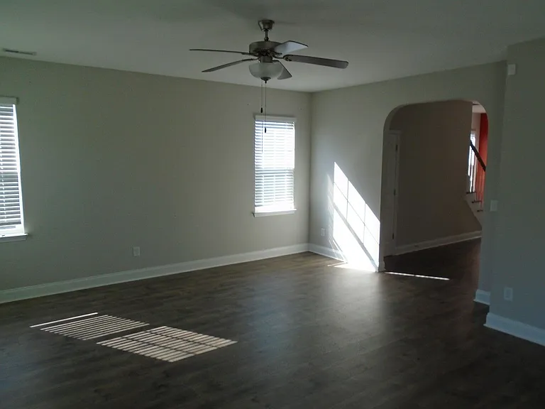 2240 Mannington Dr — Photo 11