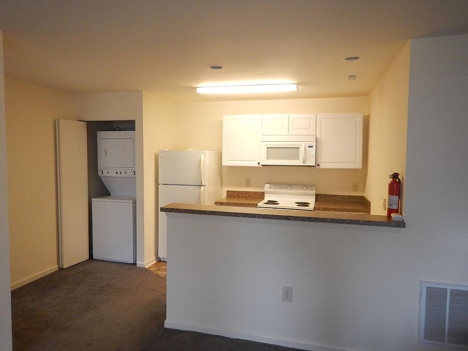 1st image of 33 Driftwood Ct #358