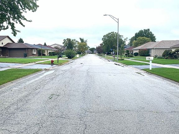 5th image of 20113 Catalpa Ave
