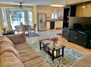 153 Colonial Ave, Cumberland, RI 02864