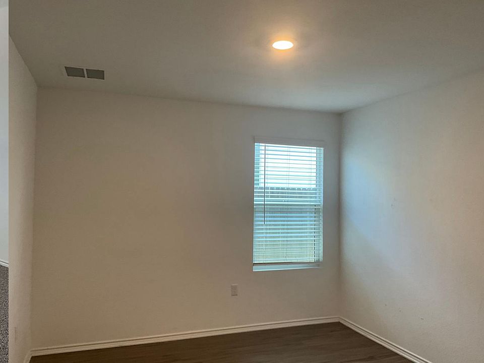 1st image of 10533 Steinbeck Dr