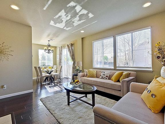 4th image of 3933 Jasmine Cir