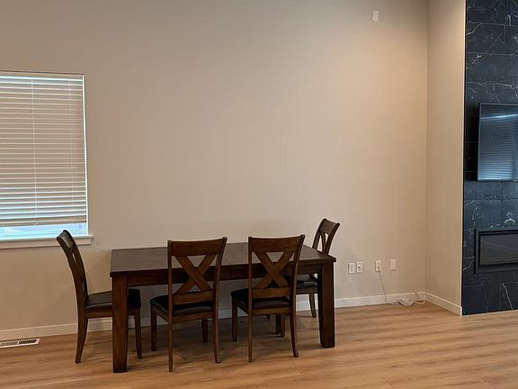 3rd image of 2605 Rockrose Ln
