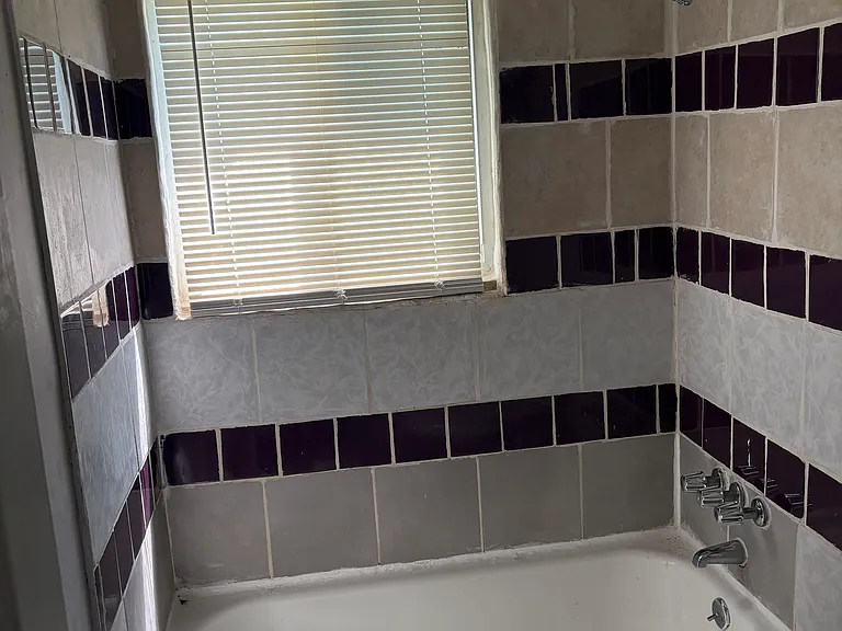 21622 Santa Clara Ave — Photo 3
