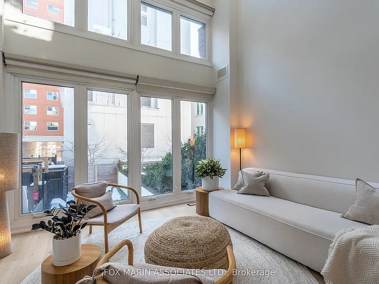 61 McGill St — Photo 14