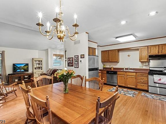 4th image of 53 Sandpiper Dr