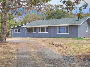 6387 Monument Dr, Grants Pass, OR 97526