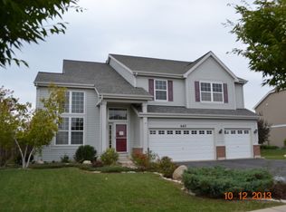 665 Parkside Ln, Yorkville, IL