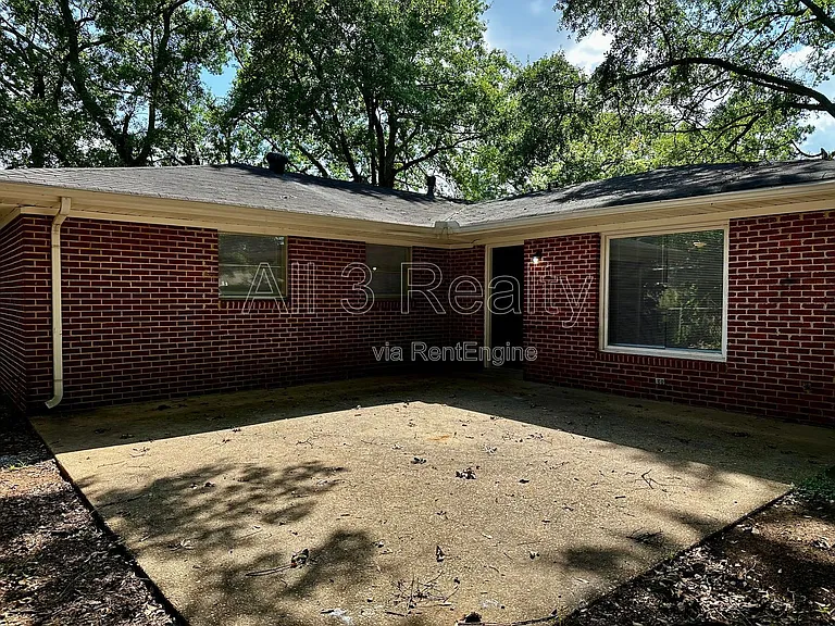 1009 Rosedale Dr — Photo 34