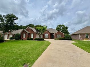 327 Sherborne Ct, Florence, AL 35633