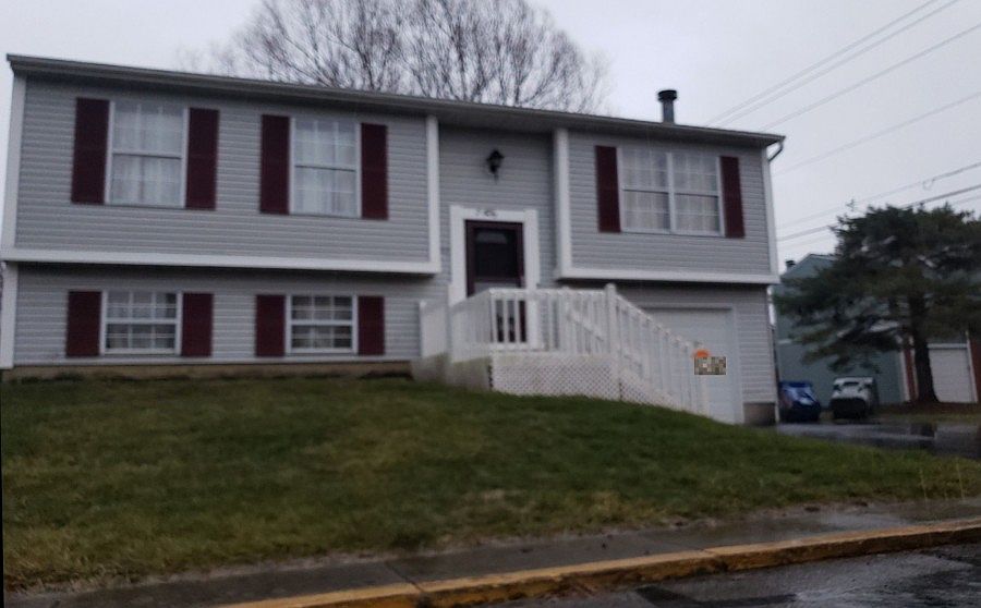 1st image of 7606 Sessis Dr
