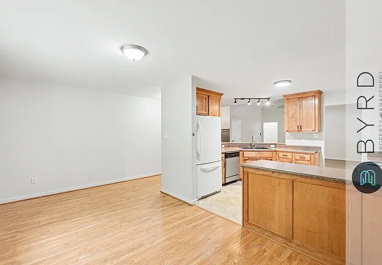19218 Brevard Dr — Photo 15