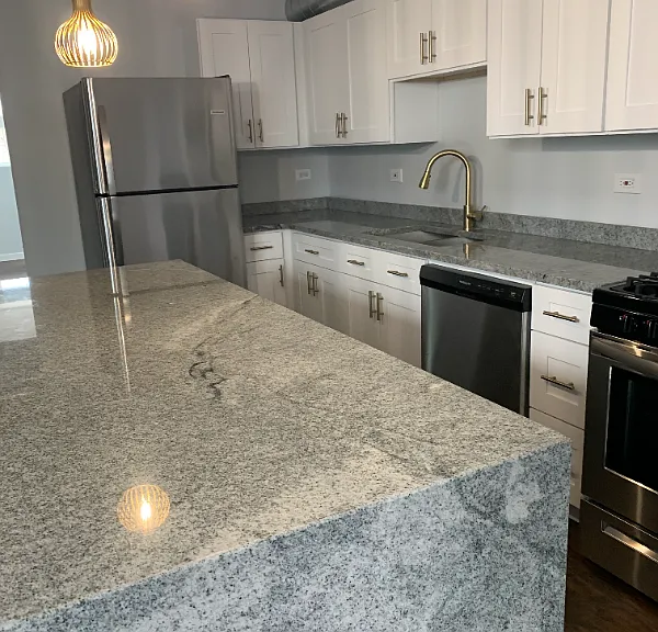 2945 W Peterson Ave #202 — Photo 4