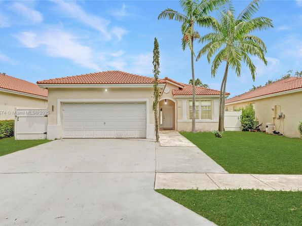 3041 SW 88th Ave
