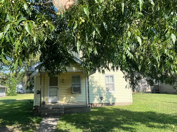 706 Walnut Street, Lamar, MO 64759