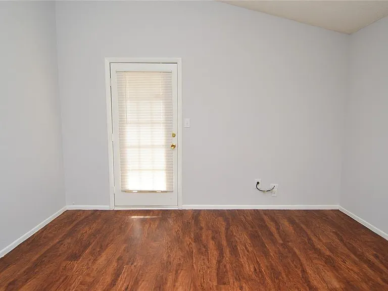 8625 Mallard Reserve Dr #201 — Photo 19