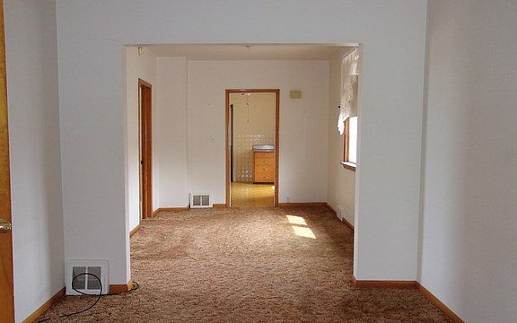 5th image of 13011 S Carondolet Ave