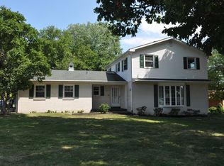 2204 Gheen Rd, Wilmington, DE 19808