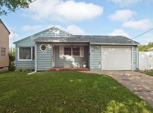 907 15th Ave NE, Rochester, MN 55906