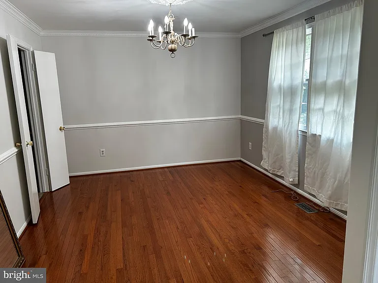 5205 Pumphrey Dr — Photo 5