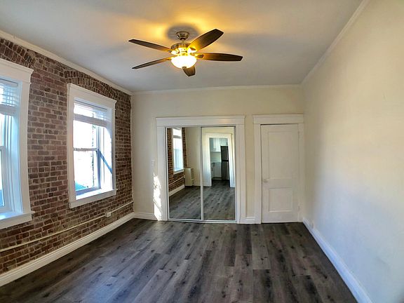 5th image of 722 Hartford Ave #206
