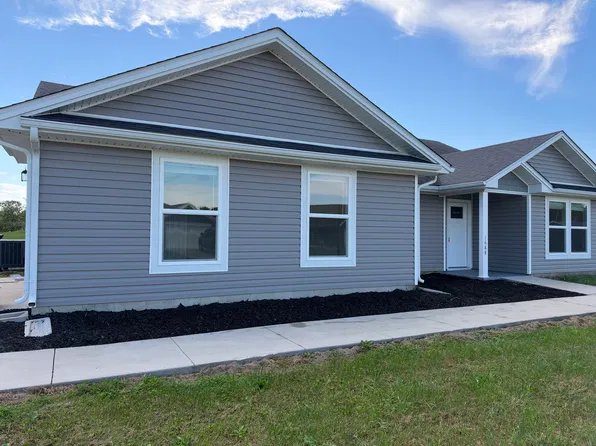 1688 Graham Blvd, Scottsburg, IN 47170