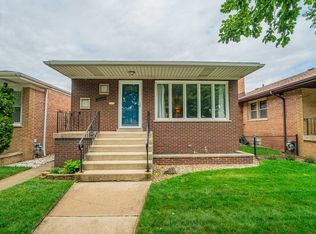 11104 S Ewing Ave, Chicago, IL