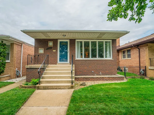 11104 S Ewing Ave, Chicago, IL 60617