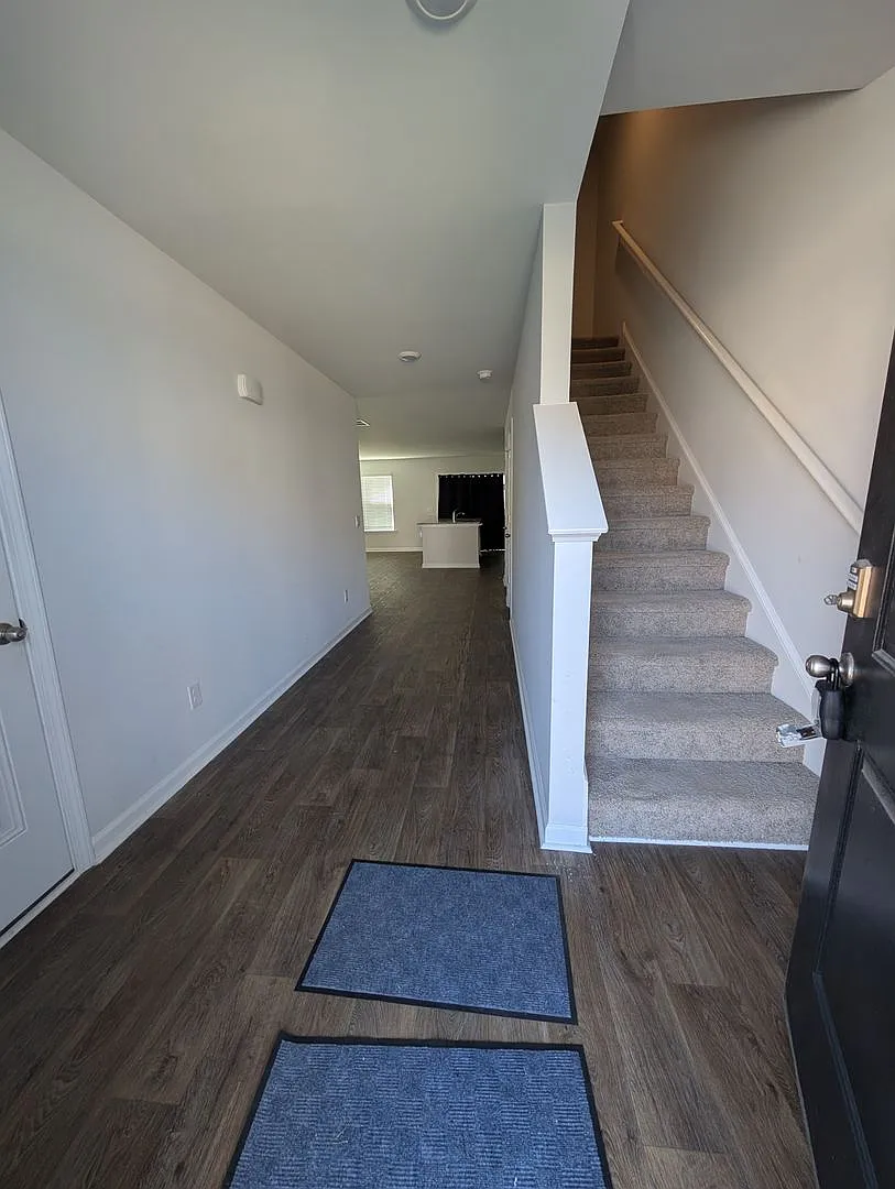 Beautiful Moncks Corner Townhome — Photo 4