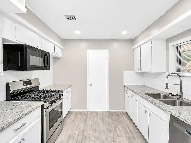 Front kitchen