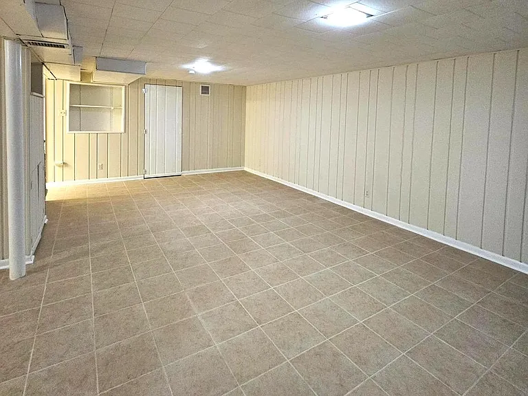 7429 Carol Ln — Photo 22