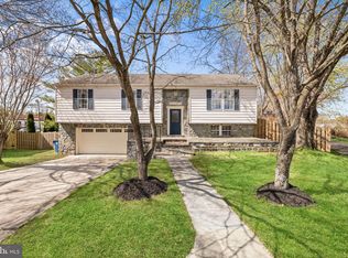 6104 Broadwick Ct, Burke, VA 22015