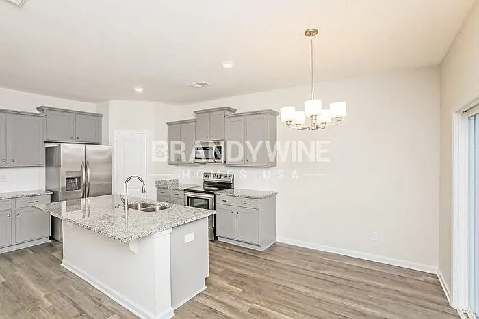 309 Redmoss Dr — Photo 7