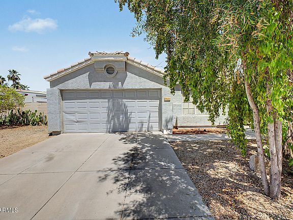 2nd image of 15644 W HAMMOND Drive