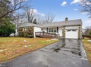 2210 Wisteria Ave, Glenside, PA 19038