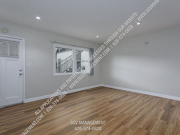 4th image of 731-747 W Crescent Dr #737
