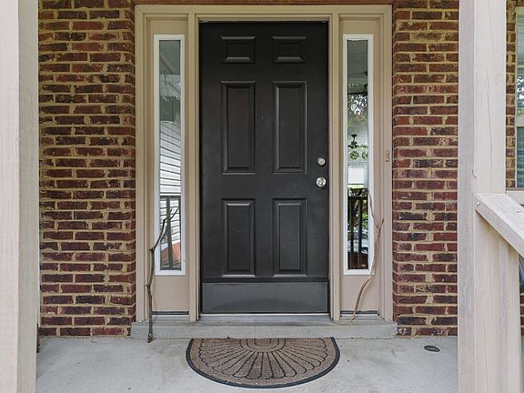 5th image of 1024 Crimson Creek Dr
