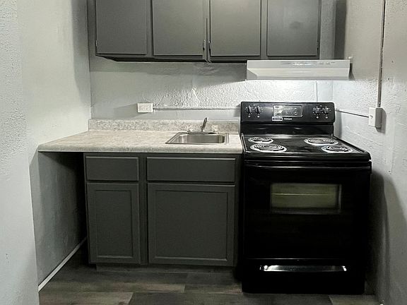 5th image of 2207 Jones St #2207307