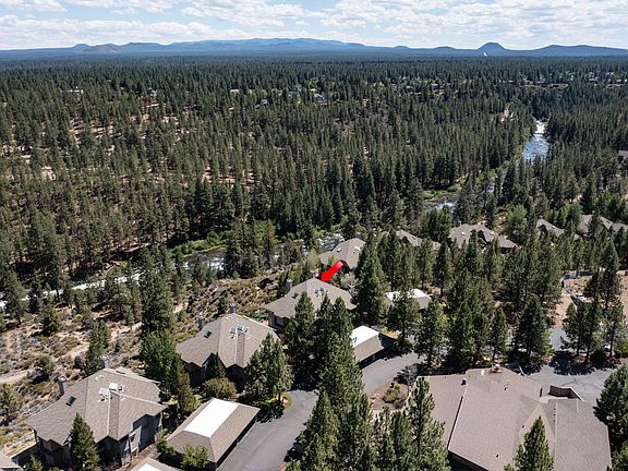 3rd image of 19717 SW Mount Bachelor Dr #415