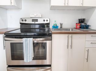 1400 NW 3rd St APT 12, Miami, FL 33125