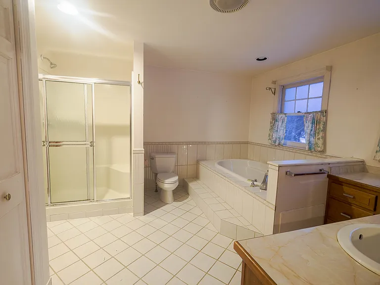 76 Walnut St — Photo 30
