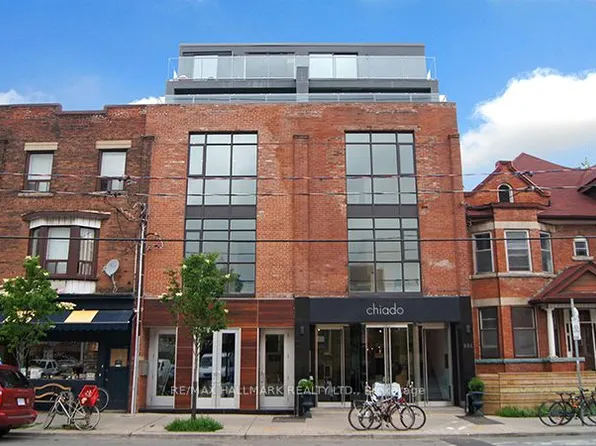 866 College St #3, Toronto, ON M6H 1A3