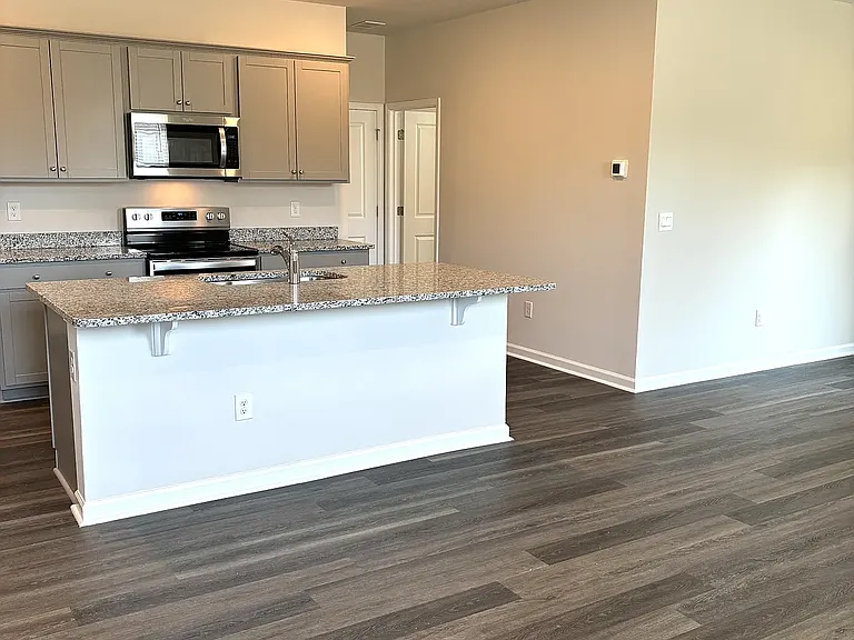 100 Kelsey Ct — Photo 11