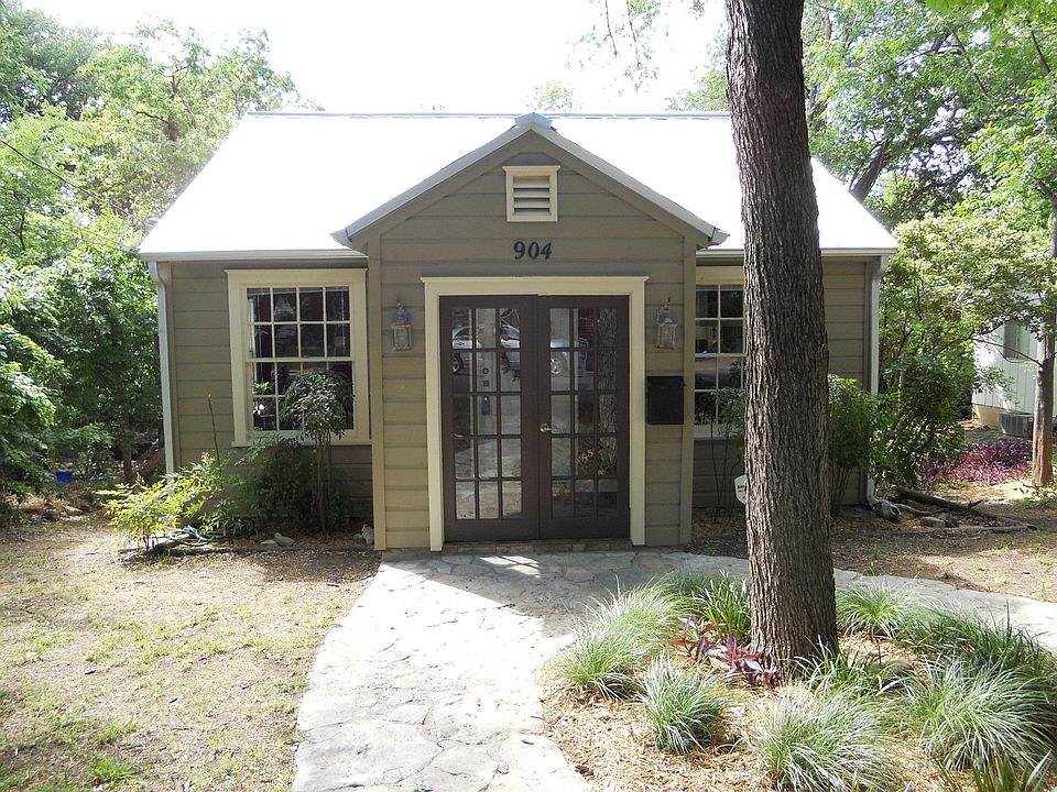 french-doors open to atrium