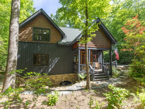 35 Birdnest Road, Sapphire, NC 28774