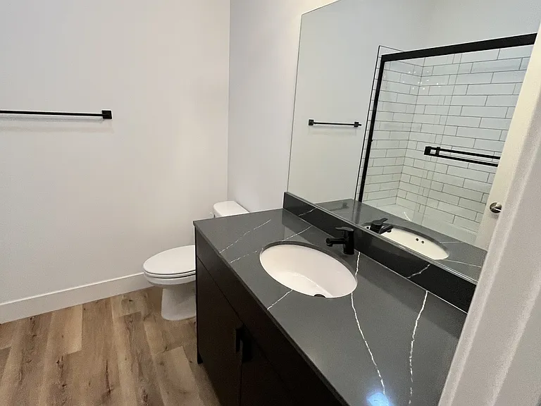 127 Ridge St #106 — Photo 15