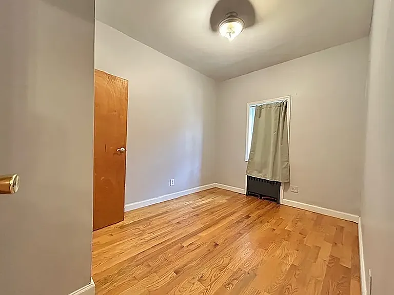 99 Albany Ave #1 — Photo 5