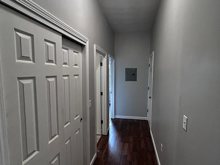 1674 Lonsdale Ave #2 — Photo 6